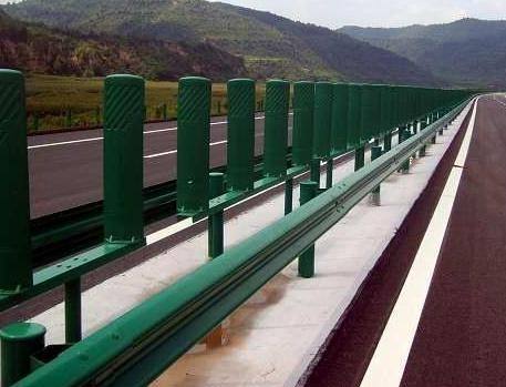宜賓高速公路護(hù)欄廠家